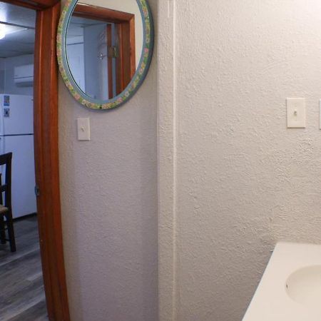 California Ave - 2 Bedroom - Home Away From Home! Pittsburgh Buitenkant foto