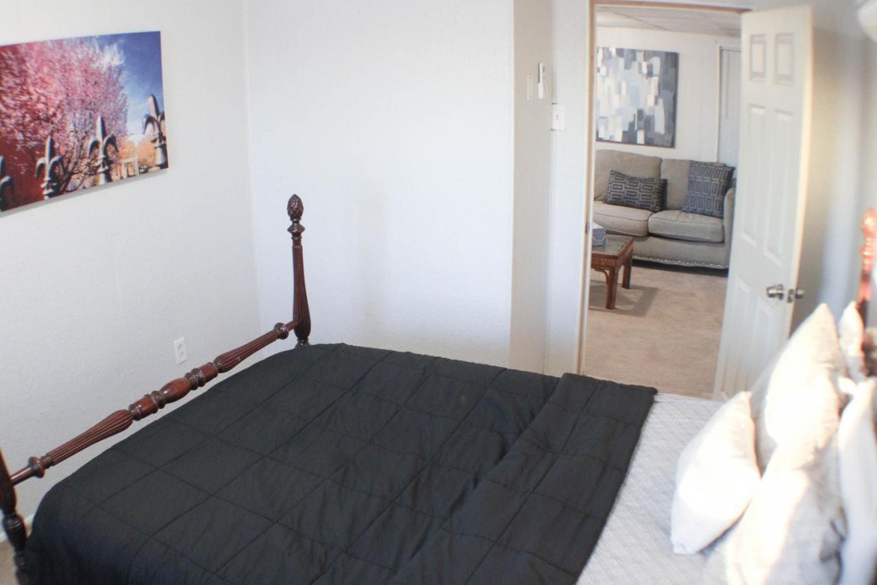 California Ave - 2 Bedroom - Home Away From Home! Pittsburgh Buitenkant foto
